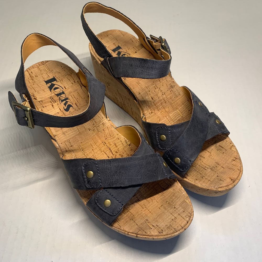 Korks Blue Leather Strappy Wedge Sandal Size 8 M
